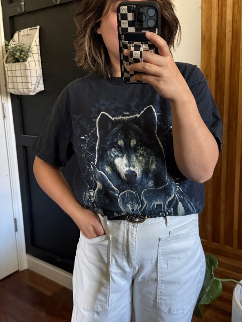 Vintage Wolf Tee Nice fade. Size L